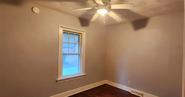 $1,250 | 2007 Tracy Street, Unit 1, Endicott, NY 13760