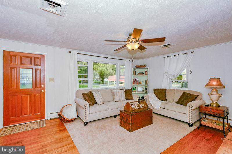 24336 Half Pone Point Road Hollywood, MD 20636 - Photo 10 of 23 Living Room