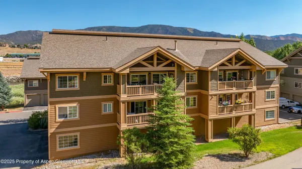 $410,000 | 326 River View Drive, Unit 107, New Castle, CO 81647