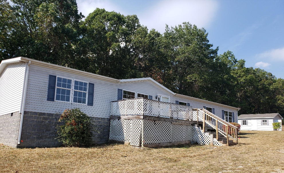 1008 Bennettown Road Covington, VA 24426 - Photo 1 of 16 FRONT