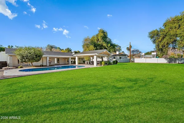 $3,400,000 | 3131 North 53rd Place, Phoenix, AZ 85018