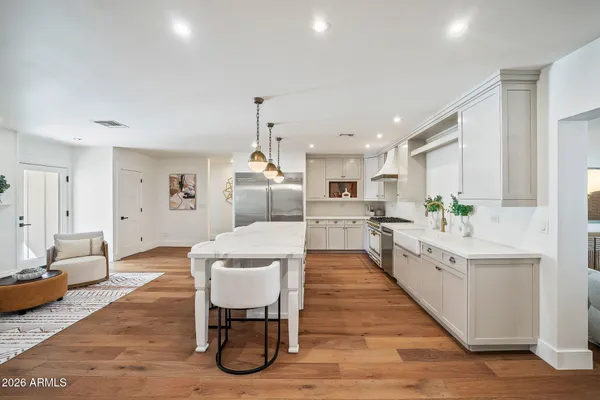 $3,400,000 | 3131 North 53rd Place, Phoenix, AZ 85018