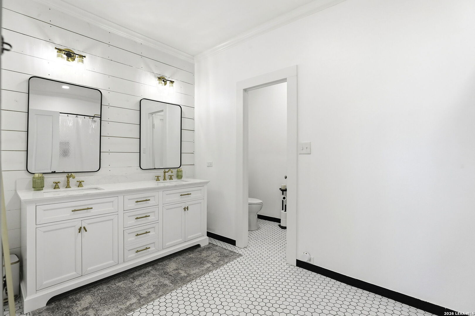 6673 Center Point Road San Marcos, TX 78666 - Photo 16 of 37