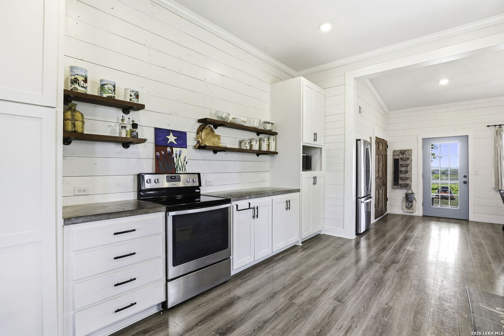 6673 Center Point Road San Marcos, TX 78666 - Photo 10 of 37