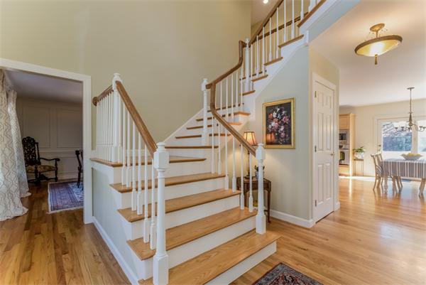 1045 Bay Road Hamilton, MA 01982 - Photo 7 of 27
