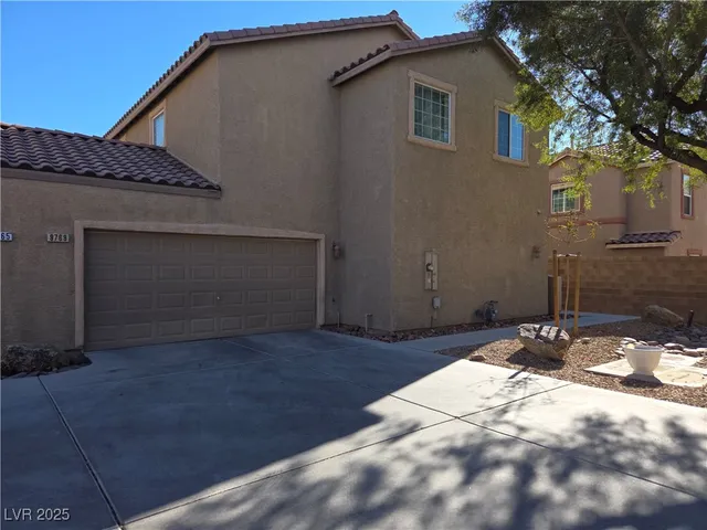$1,700 | 9769 West Overlook Ridge Avenue, Las Vegas, NV 89148