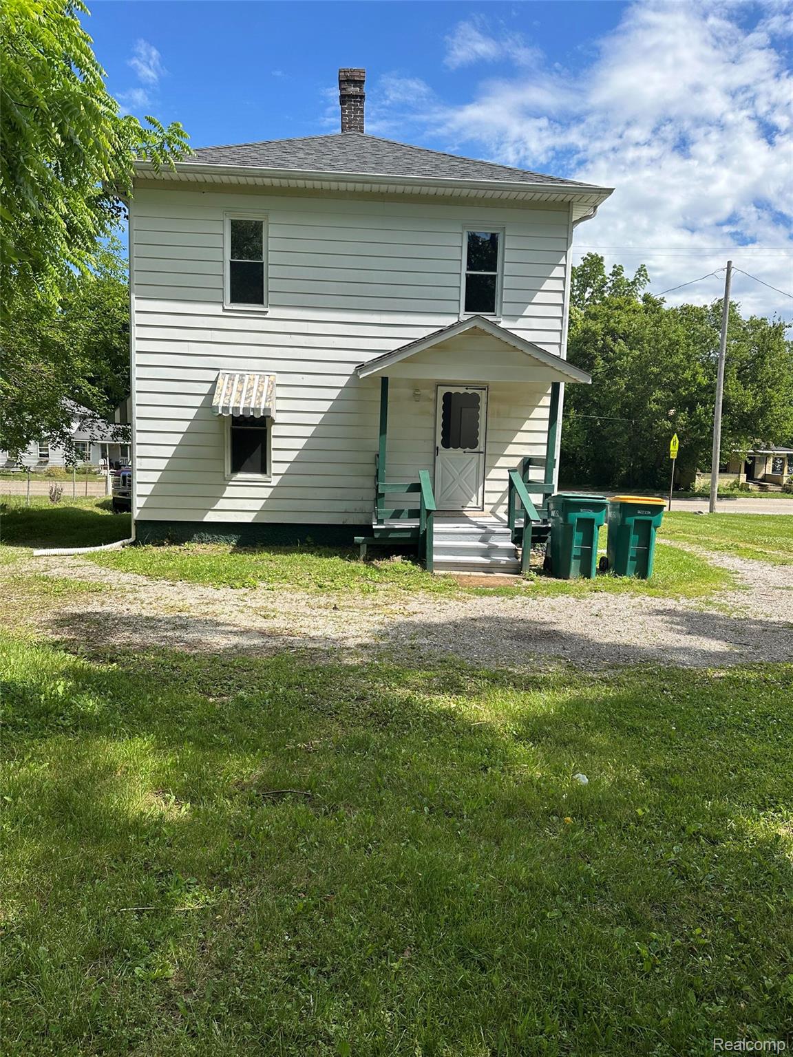 826 East Mt Morris Road Mount Morris, MI 48458 - Photo 7 of 47 007_beyc6a32d89658533.jpg