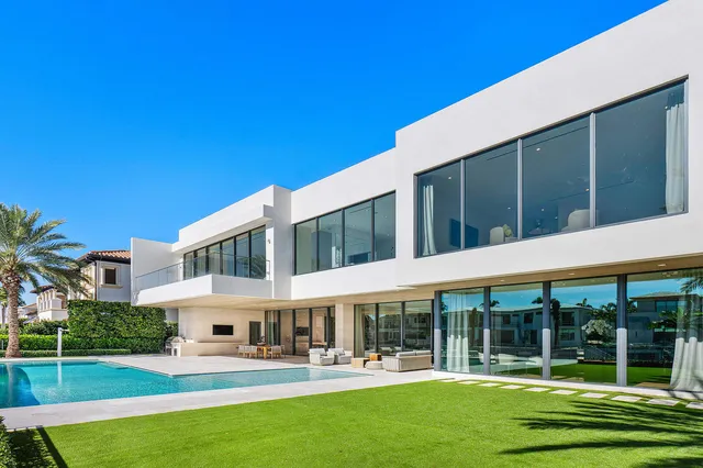 $20,000,000 | 224 West Key Palm Road, Boca Raton, FL 33432