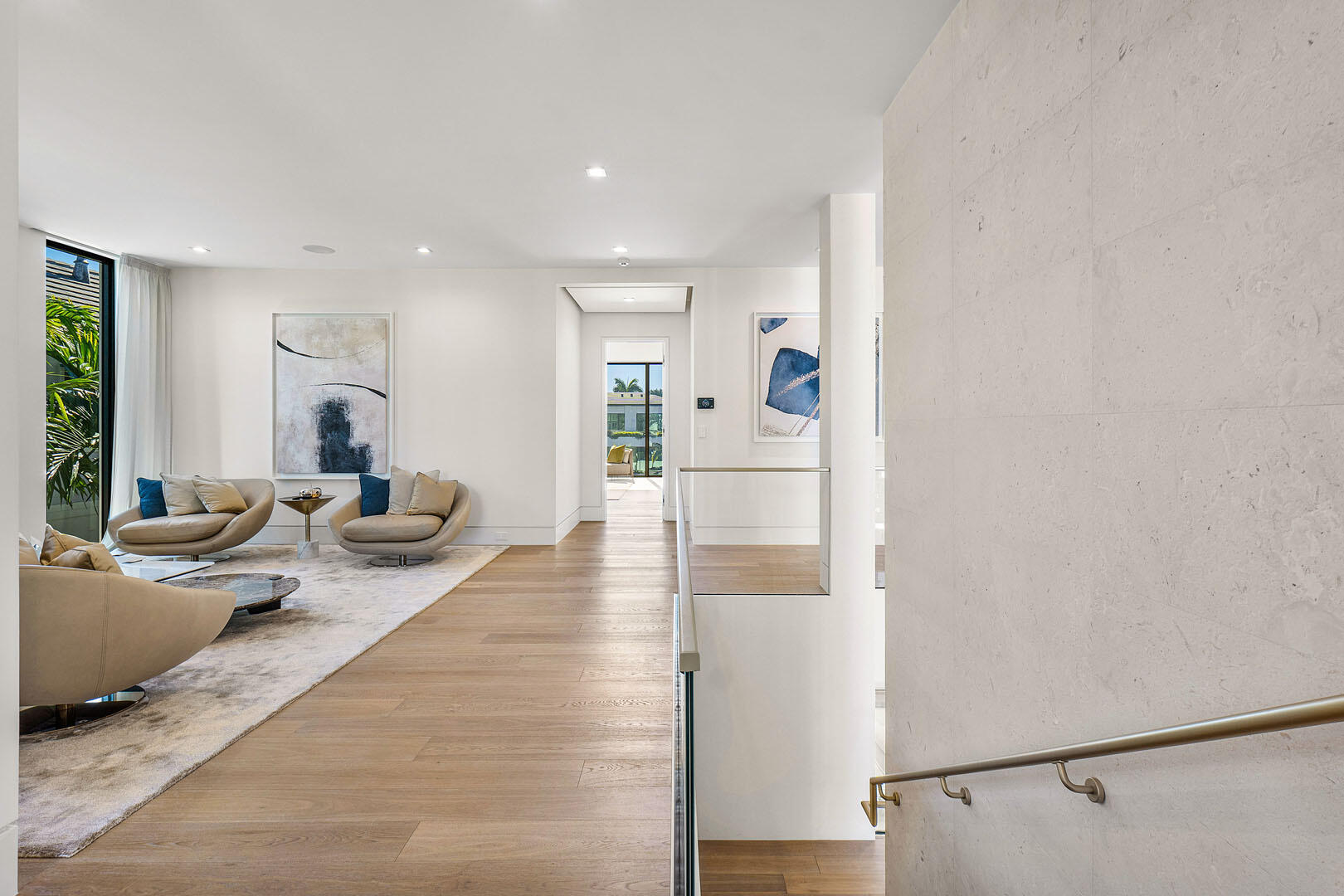 224 West Key Palm Road Boca Raton, FL 33432 - Photo 41 of 101 a living room with furniture