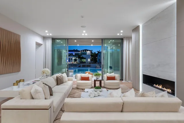 $20,000,000 | 224 West Key Palm Road, Boca Raton, FL 33432