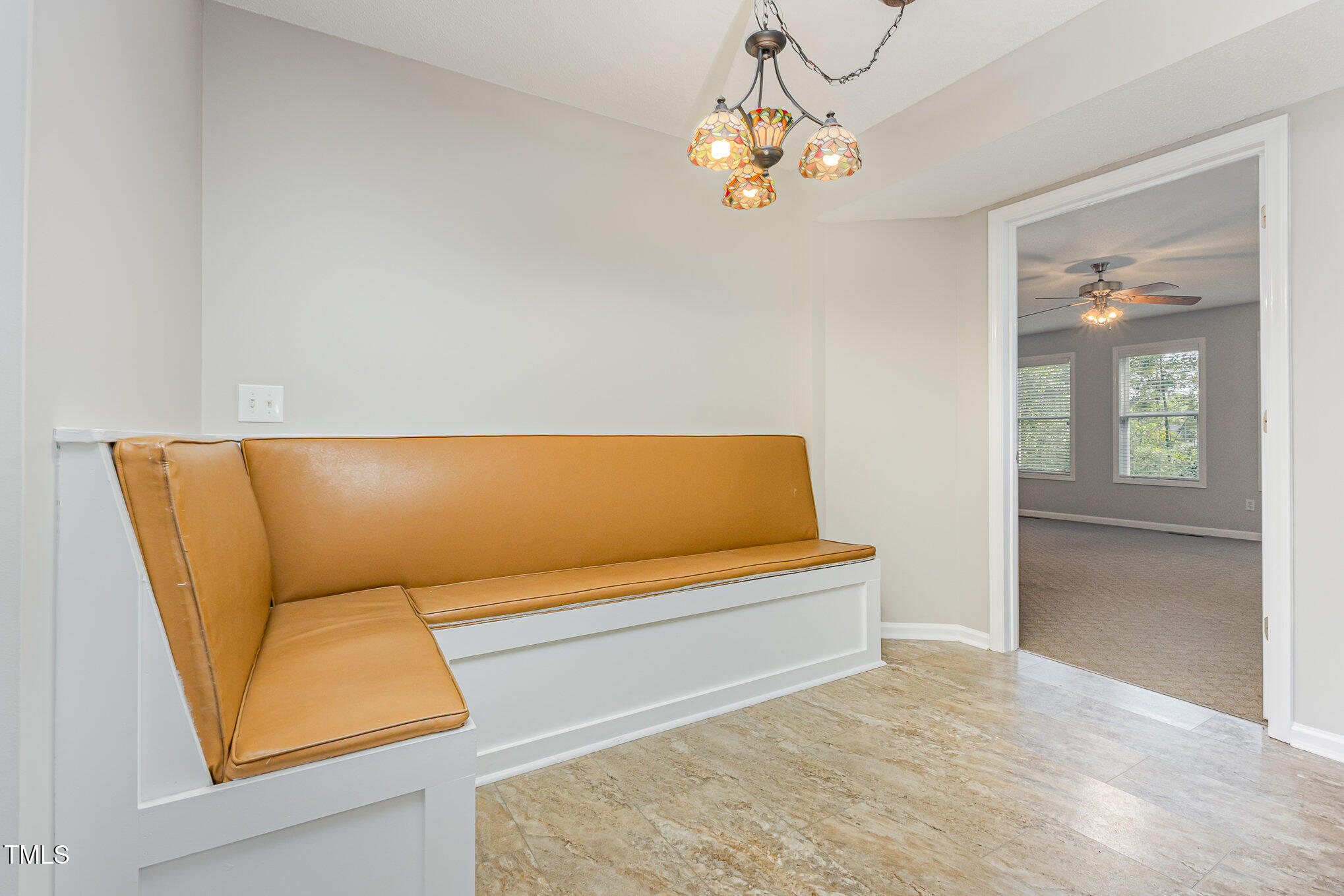 637 Coachman Way Sanford, NC 27332 - Photo 7 of 26 a view of sitting area in bathroom