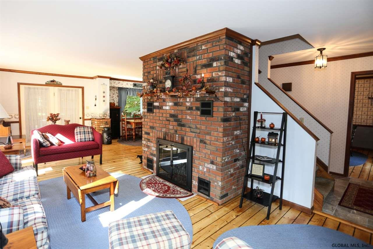 68 Denison Road Schenectady, NY 12309 - Photo 2 of 25 Photo 2