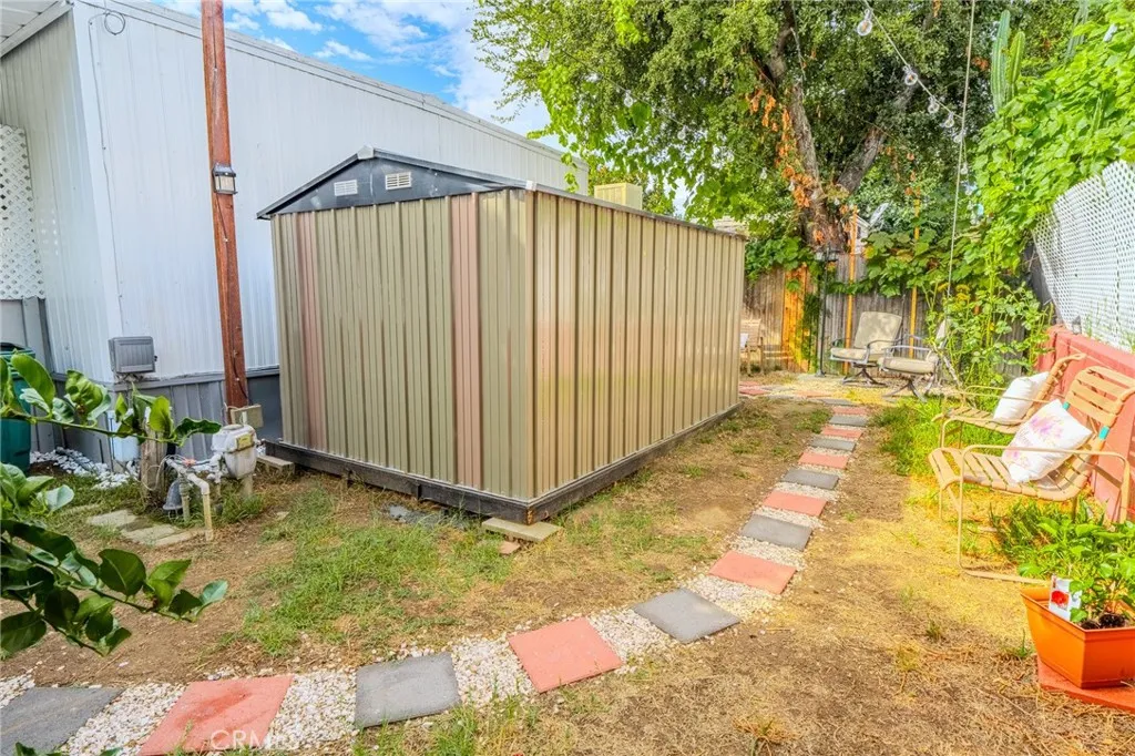 9340 Foothill, Unit 68 Rancho Cucamonga, CA 91730 - Photo 20 of 30 a view of a backyard