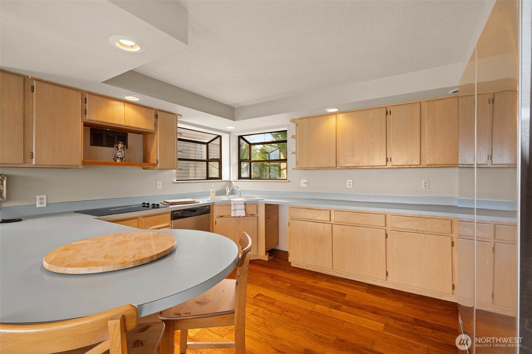 314 Harbor View Loop Southeast Ocean Shores, WA 98569 - Photo 13 of 40