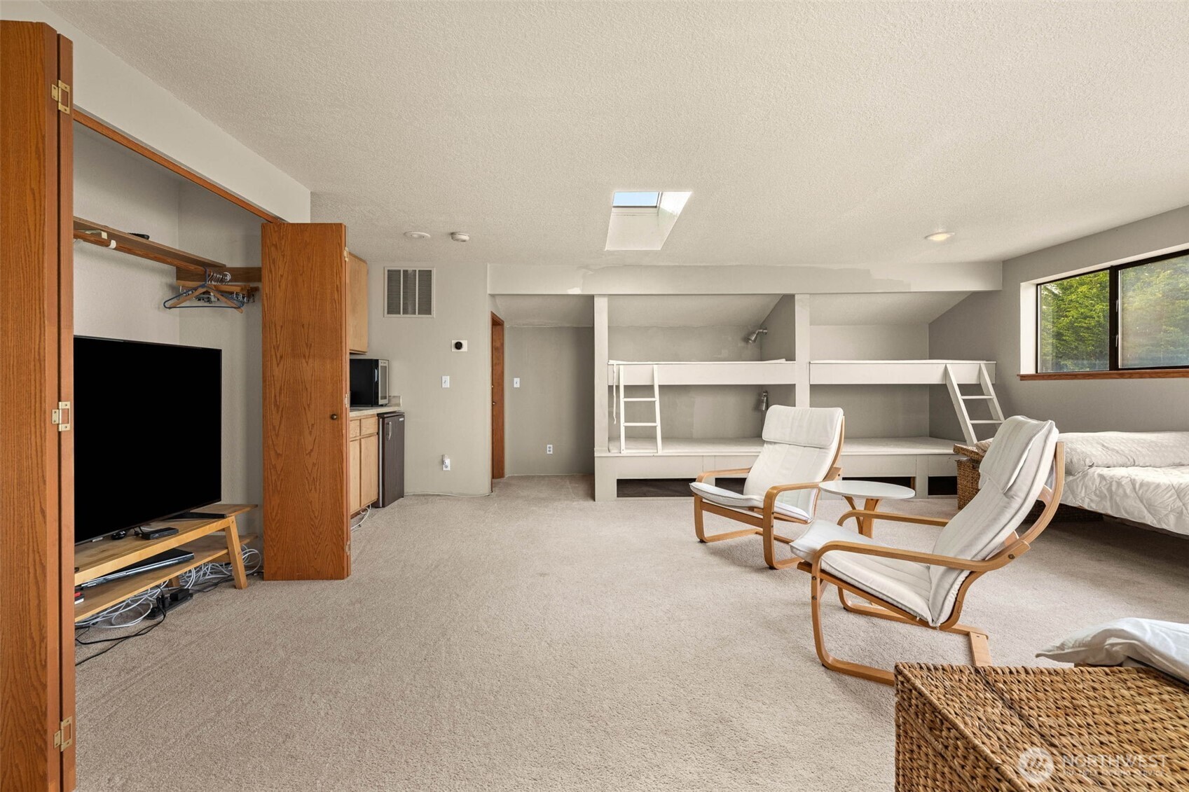 314 Harbor View Loop Southeast Ocean Shores, WA 98569 - Photo 25 of 40