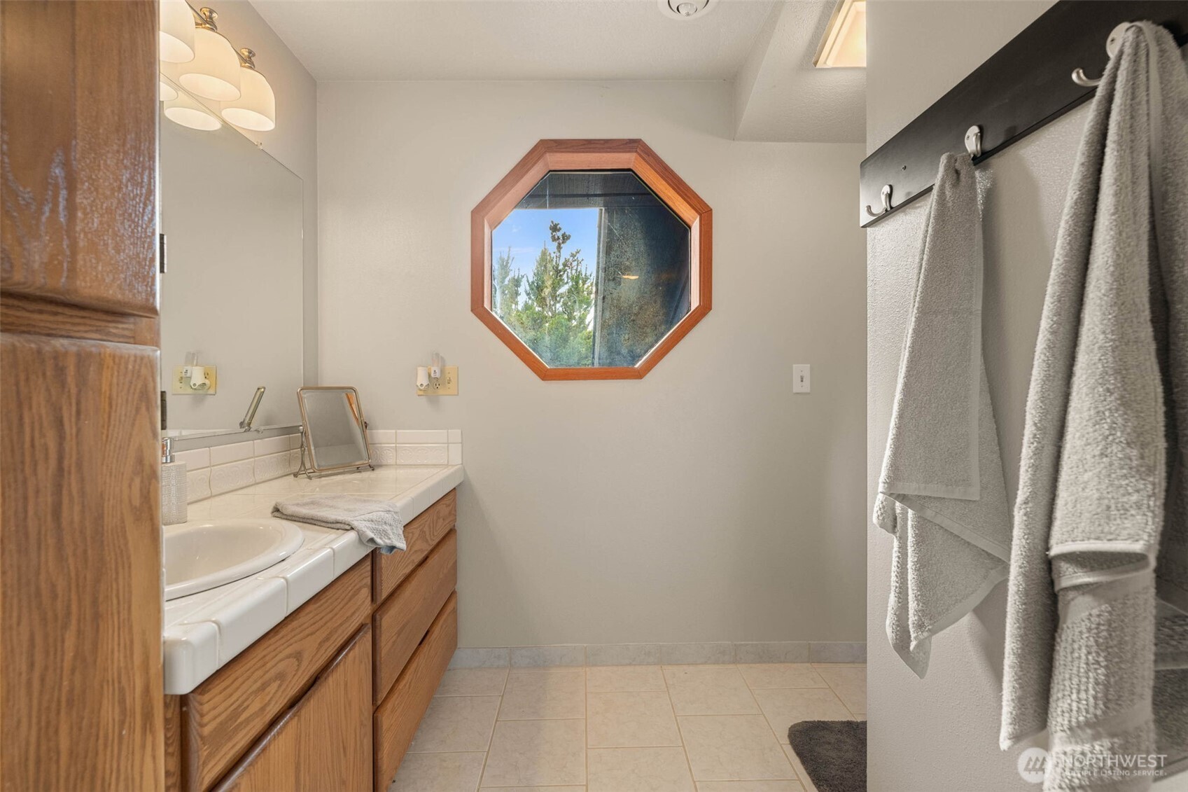 314 Harbor View Loop Southeast Ocean Shores, WA 98569 - Photo 30 of 40