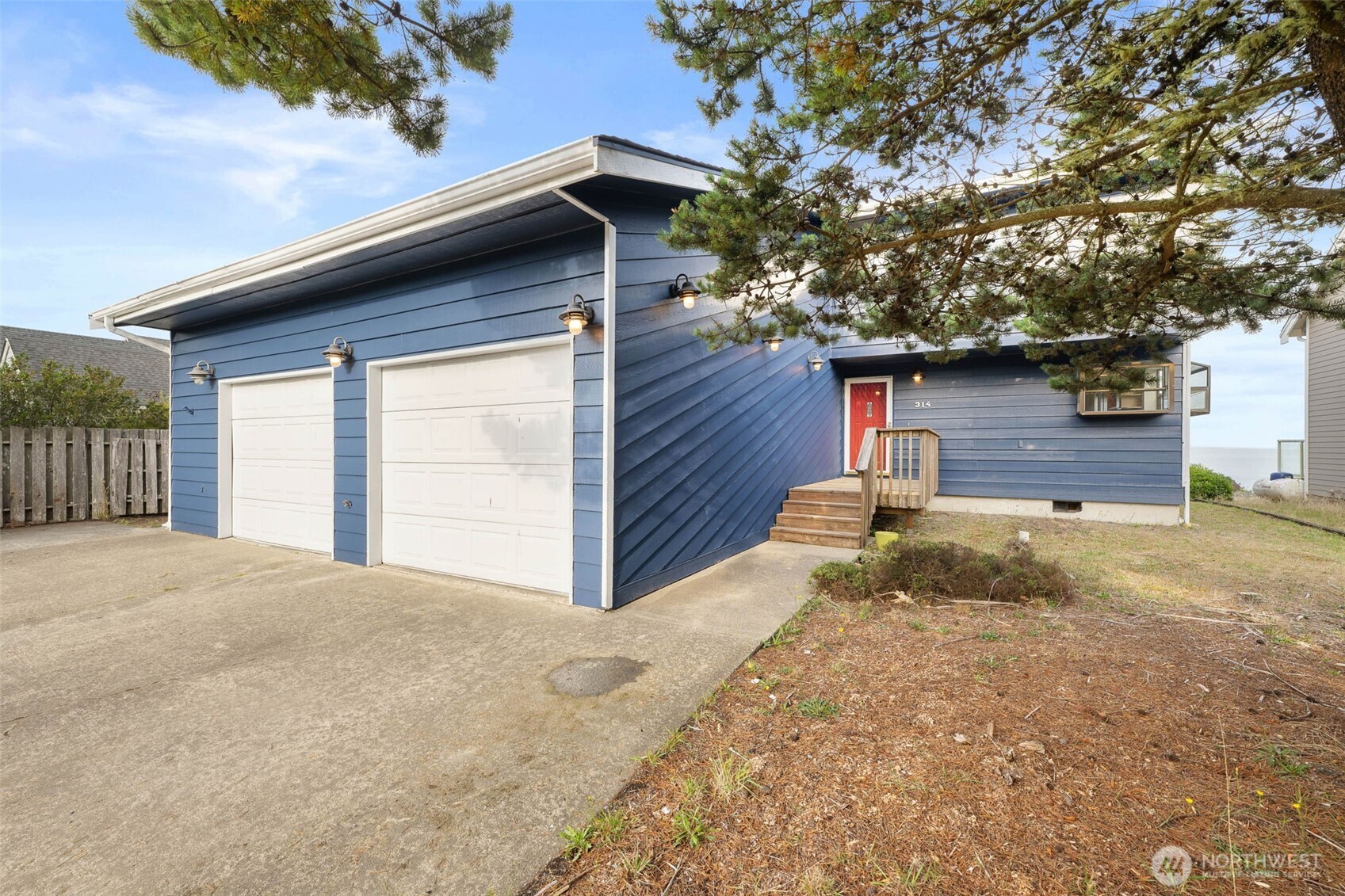 314 Harbor View Loop Southeast Ocean Shores, WA 98569 - Photo 5 of 40