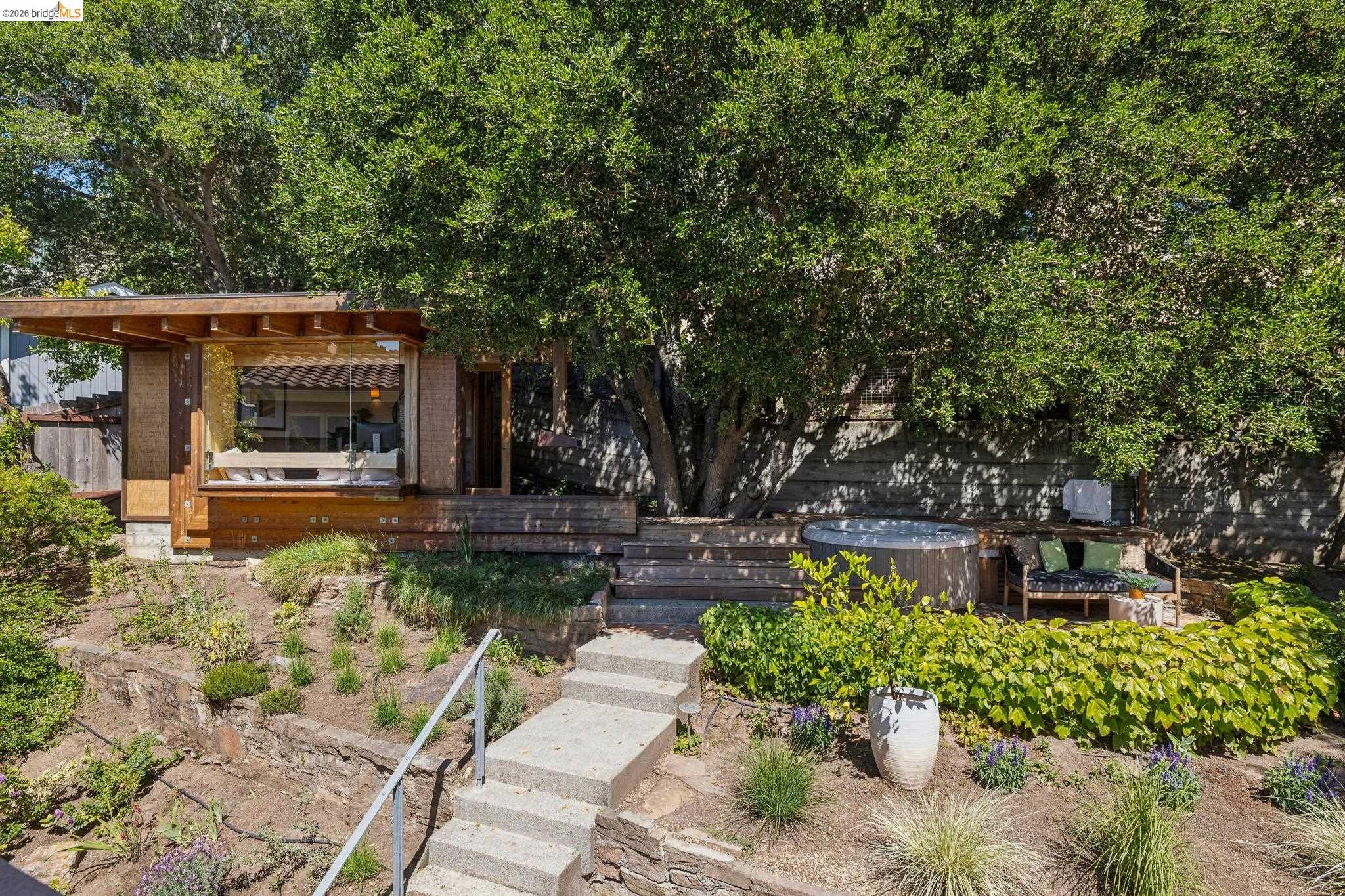 122 Vicente Road Berkeley, CA 94705 - Photo 23 of 51