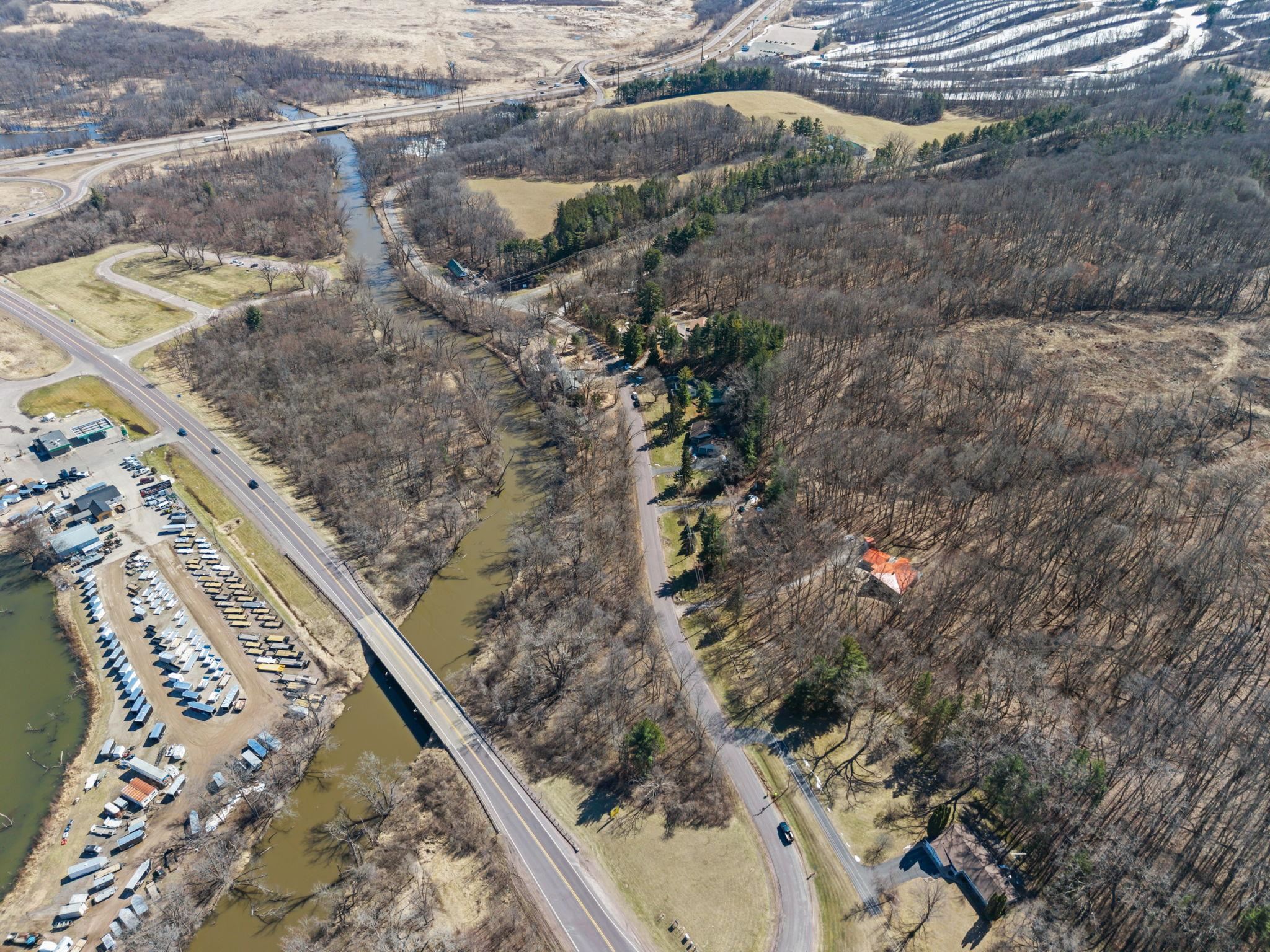 W10636 Cascade Mountain Road Portage, WI 53901 - Photo 37 of 41