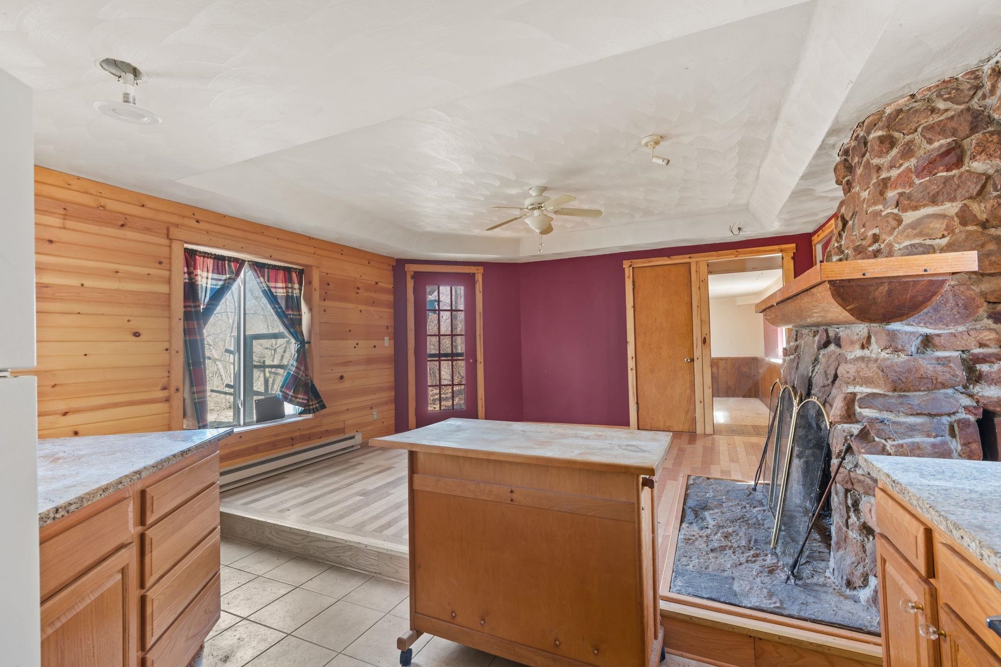 W10636 Cascade Mountain Road Portage, WI 53901 - Photo 9 of 41