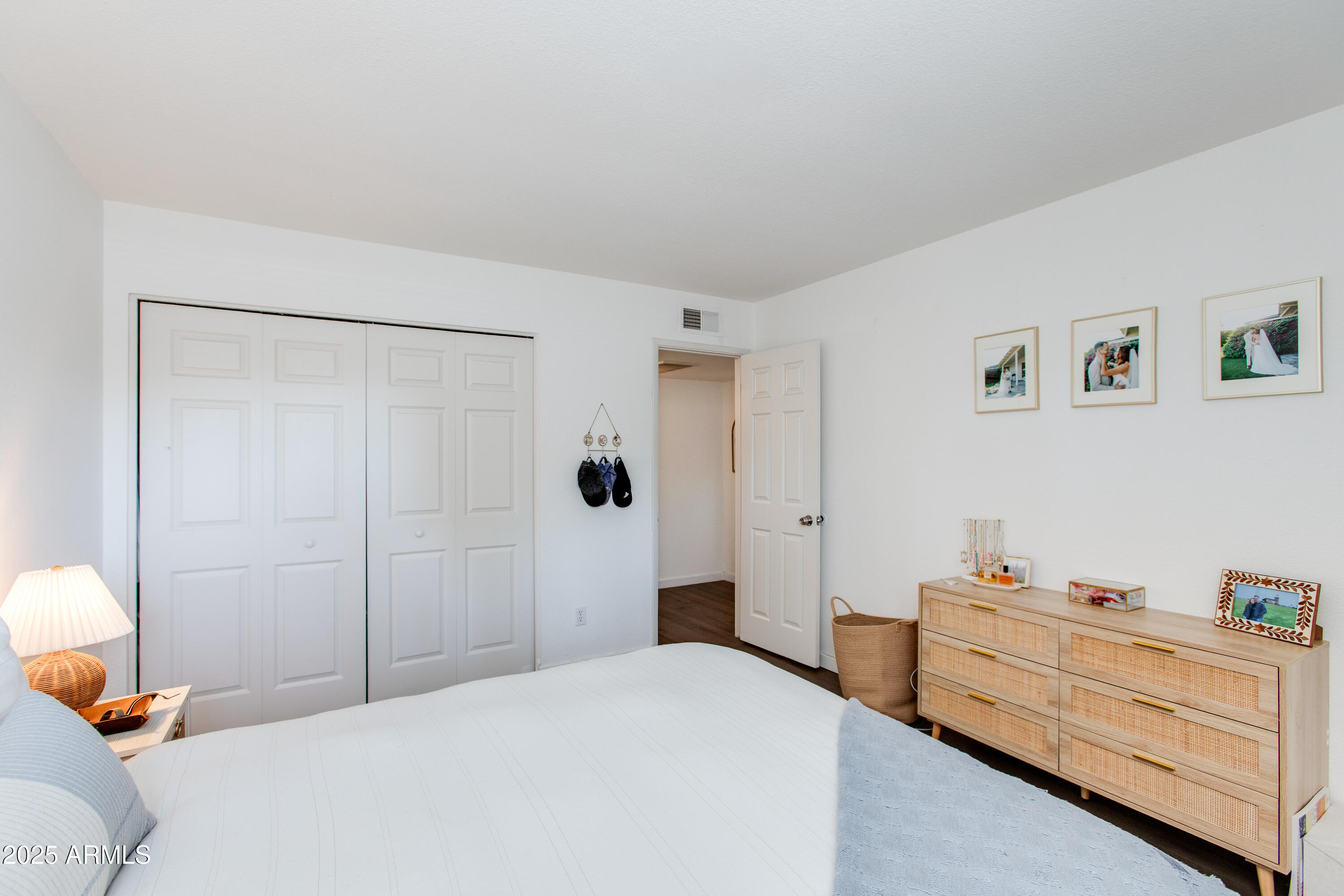 4419 North 27th Street, Unit 25 Phoenix, AZ 85016 - Photo 16 of 32 Primary Bedroom