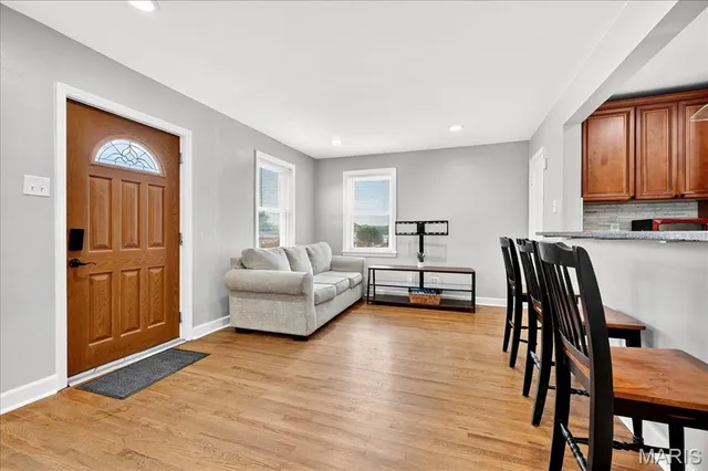 $194,900 | 7401 Morgan Ford Road, St. Louis, MO 63116