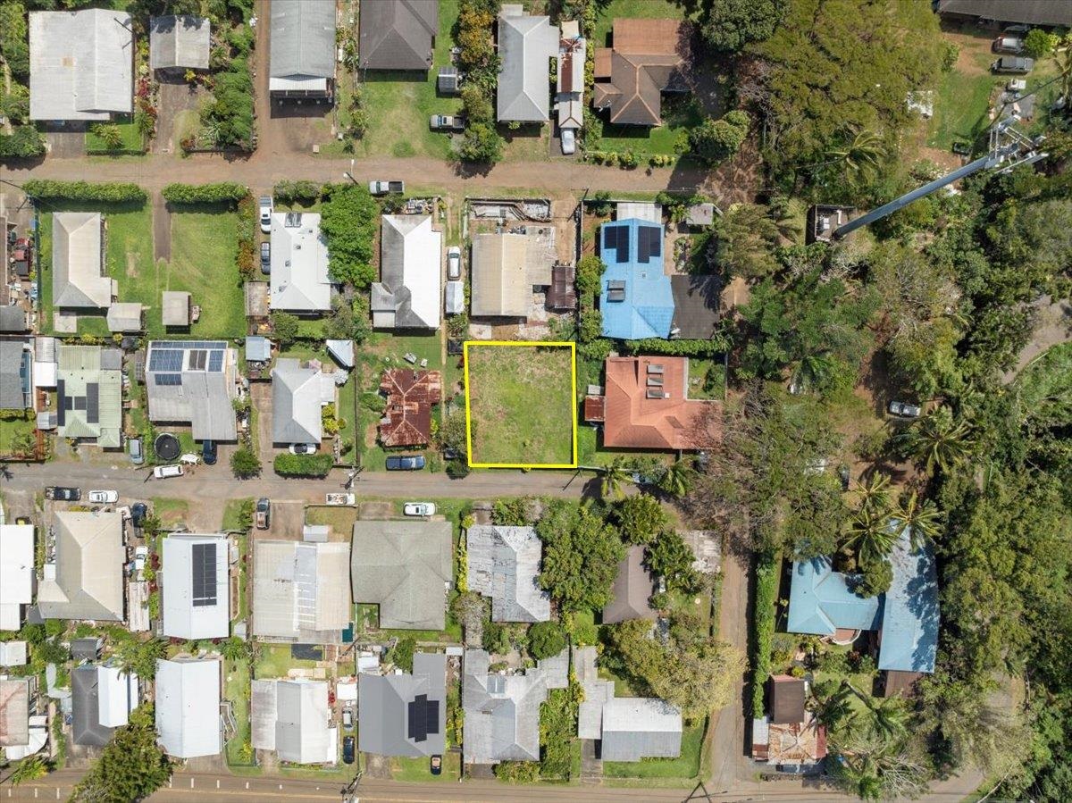 956 Kahealani Street Haiku, HI 96708 - Photo 5 of 27 an aerial view of multiple houses