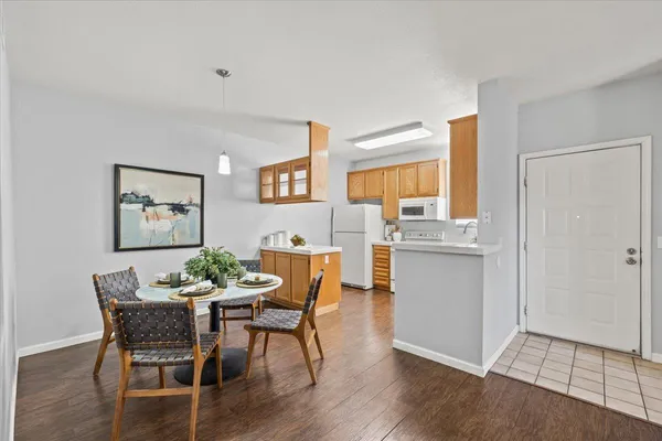 $360,000 | 706 Horizon Cove, Unit 2037, Rocklin, CA 95677