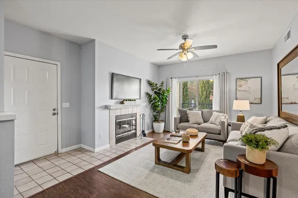 $355,000 | 706 Horizon Cove, Unit 2037, Rocklin, CA 95677