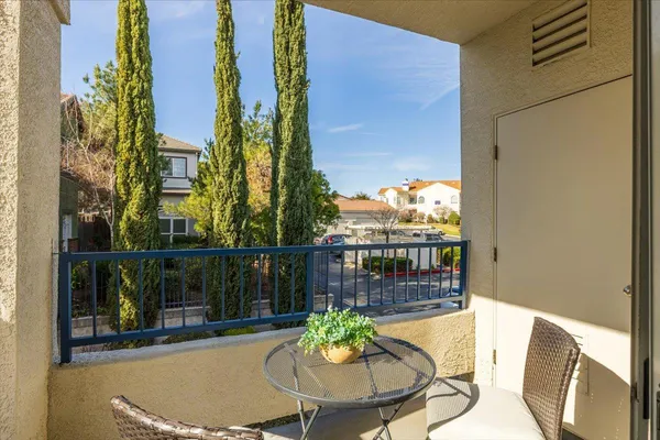 $360,000 | 706 Horizon Cove, Unit 2037, Rocklin, CA 95677