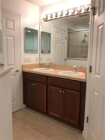 $2,450 | 9438 Tawnyberry Street, Orlando, FL 32832