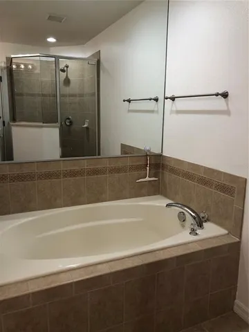 $2,450 | 9438 Tawnyberry Street, Orlando, FL 32832