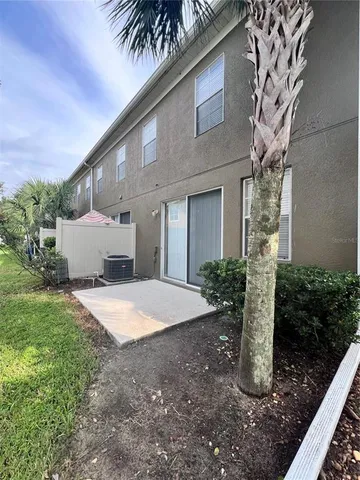 $2,450 | 9438 Tawnyberry Street, Orlando, FL 32832