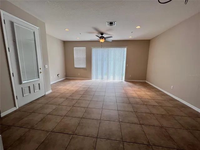 $2,450 | 9438 Tawnyberry Street, Orlando, FL 32832