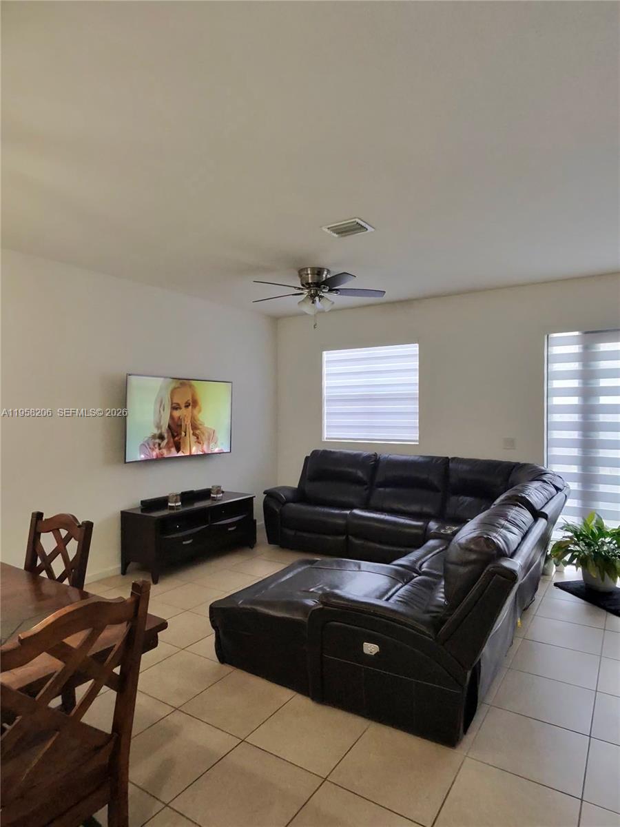 11845 Southwest 252nd Terrace Homestead, FL 33032 - Photo 11 of 38