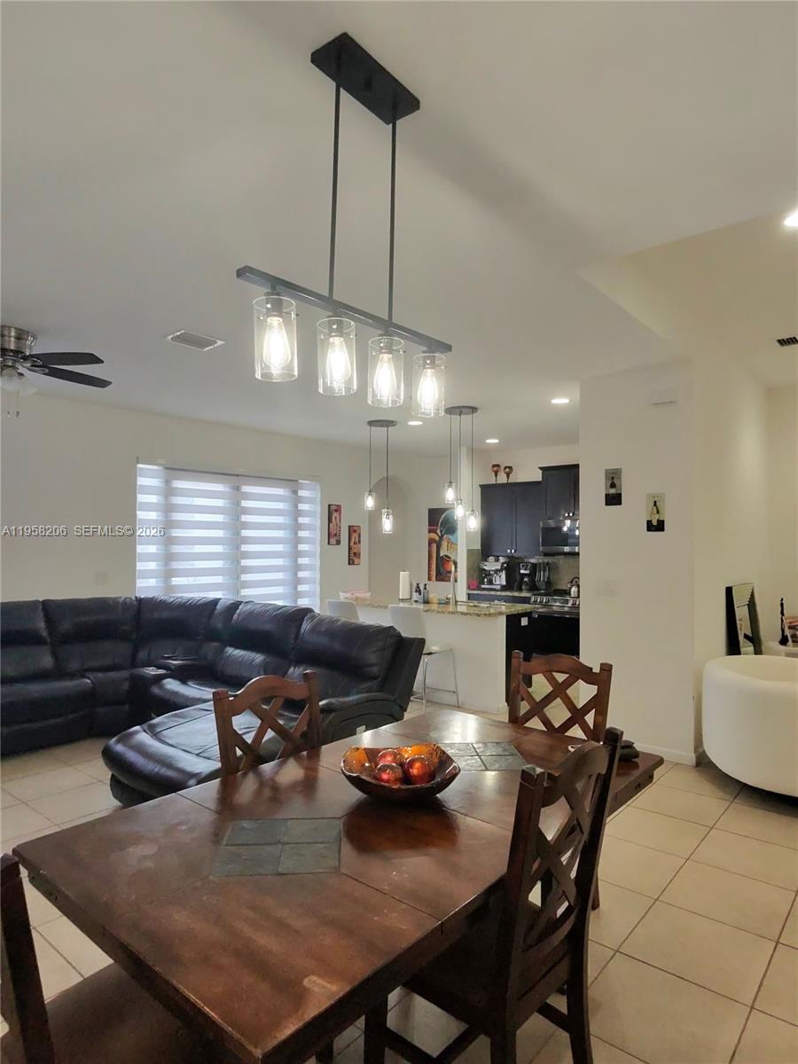 11845 Southwest 252nd Terrace Homestead, FL 33032 - Photo 12 of 38