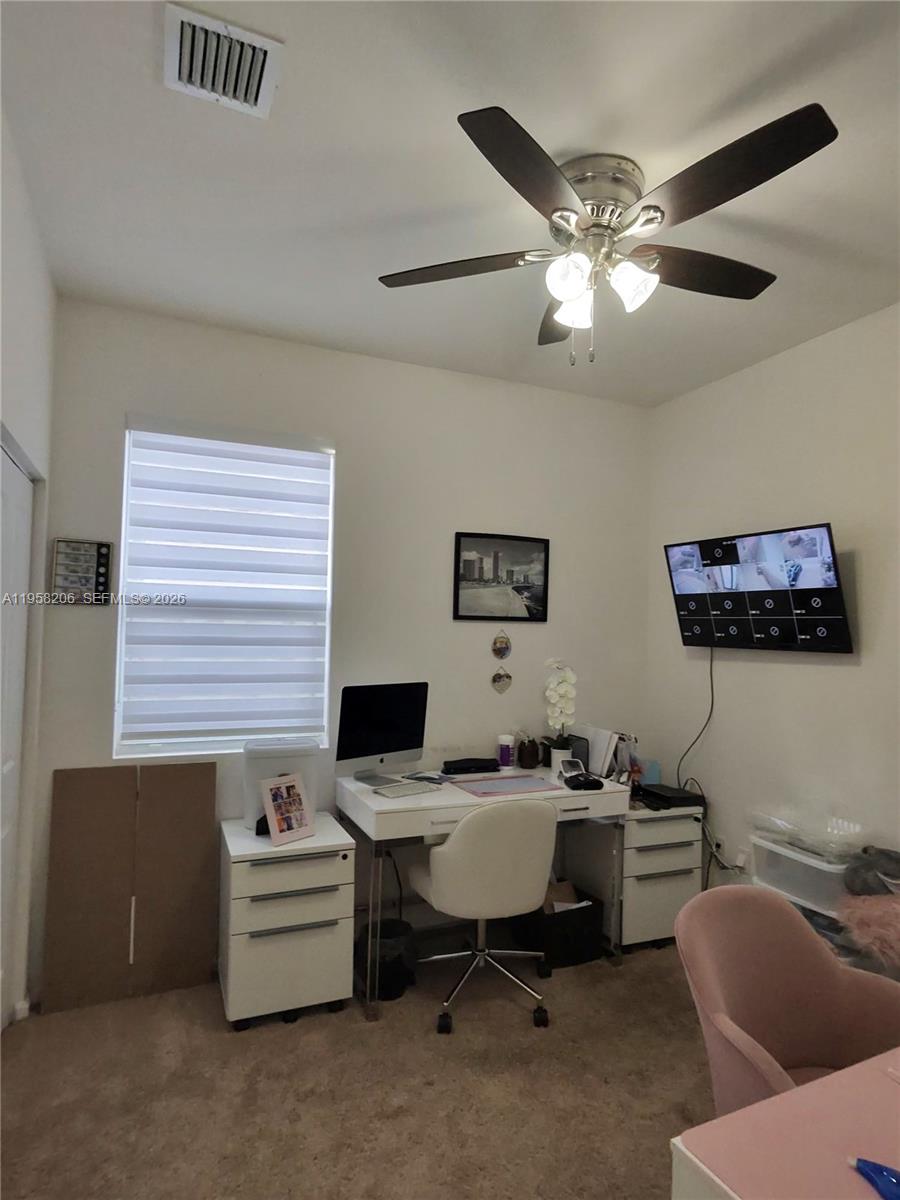 11845 Southwest 252nd Terrace Homestead, FL 33032 - Photo 13 of 38