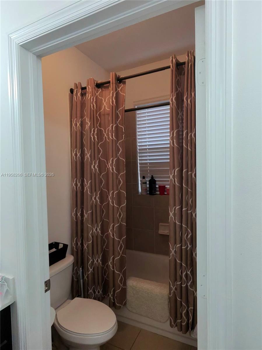 11845 Southwest 252nd Terrace Homestead, FL 33032 - Photo 16 of 38