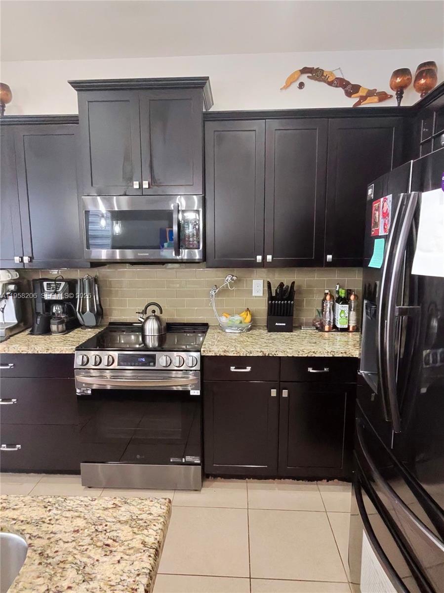 11845 Southwest 252nd Terrace Homestead, FL 33032 - Photo 26 of 38