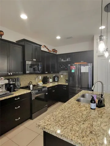 $595,000 | 11845 Southwest 252nd Terrace, Homestead, FL 33032