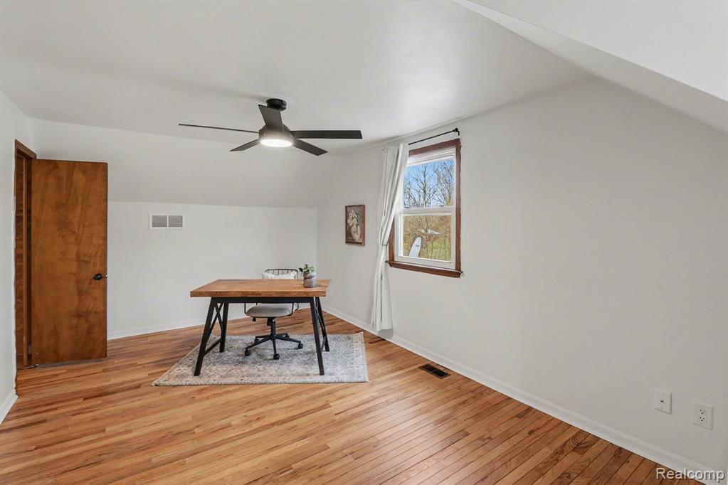 4837 Mack Road Howell, MI 48855 - Photo 11 of 31