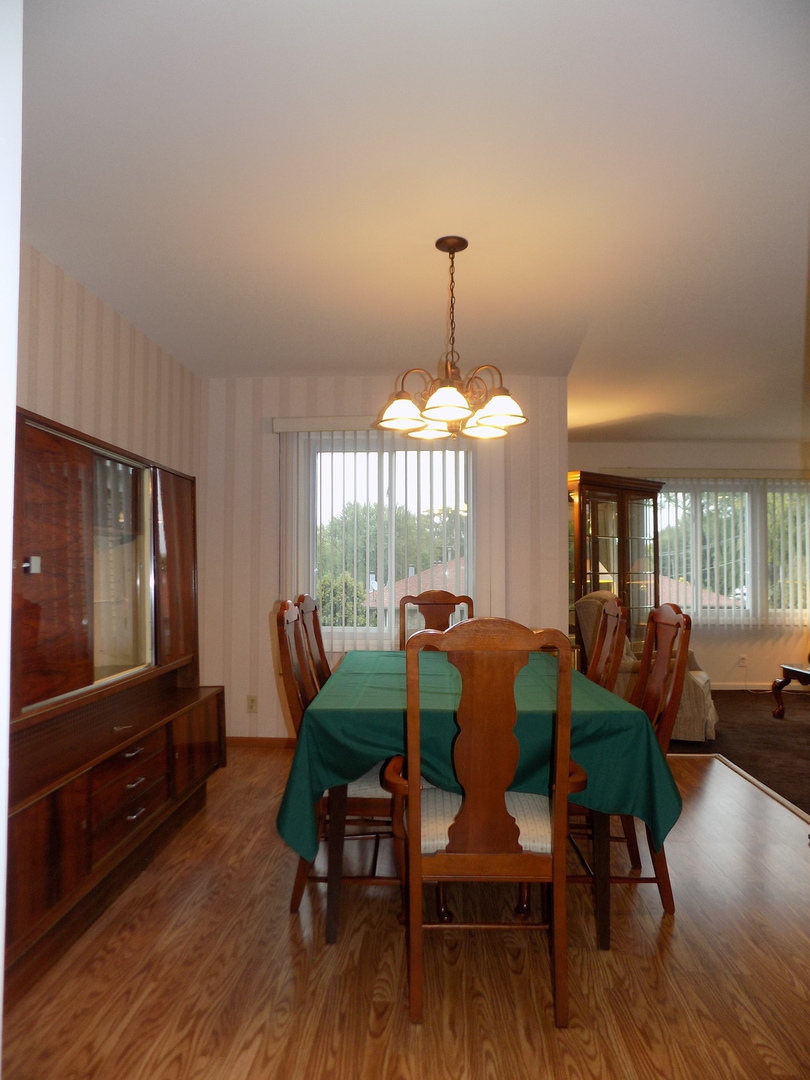 5548 Spring Brook Road, Unit 206 Rockford, IL 61114 - Photo 11 of 36