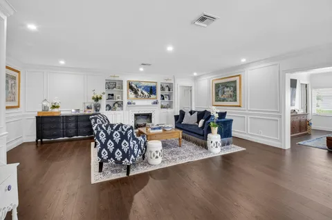 $1,099,000 | 13 Acacia Villas, Boynton Beach, FL 33436