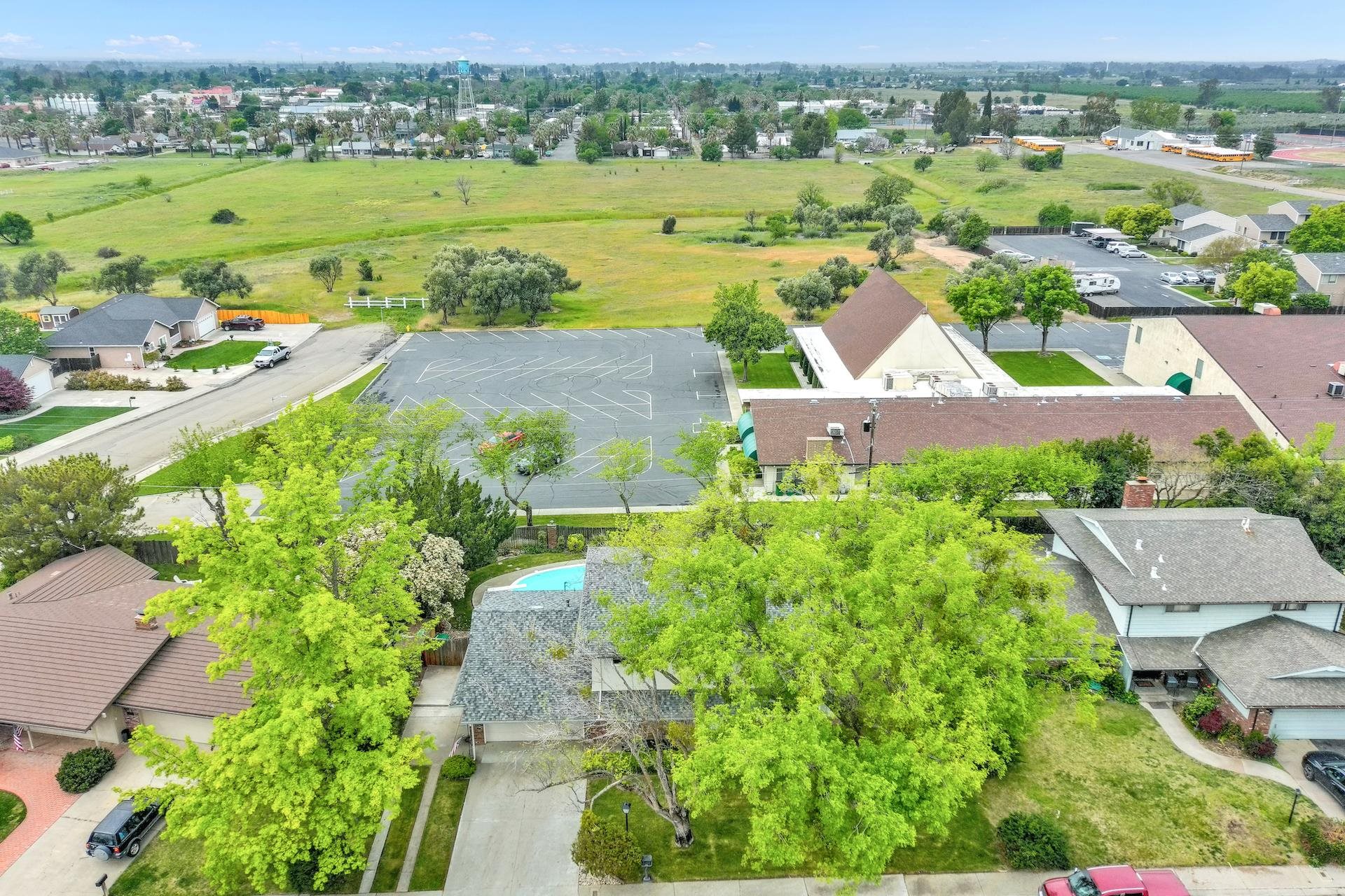 470 Stanmar Drive Corning, CA 96021 - Photo 2 of 69