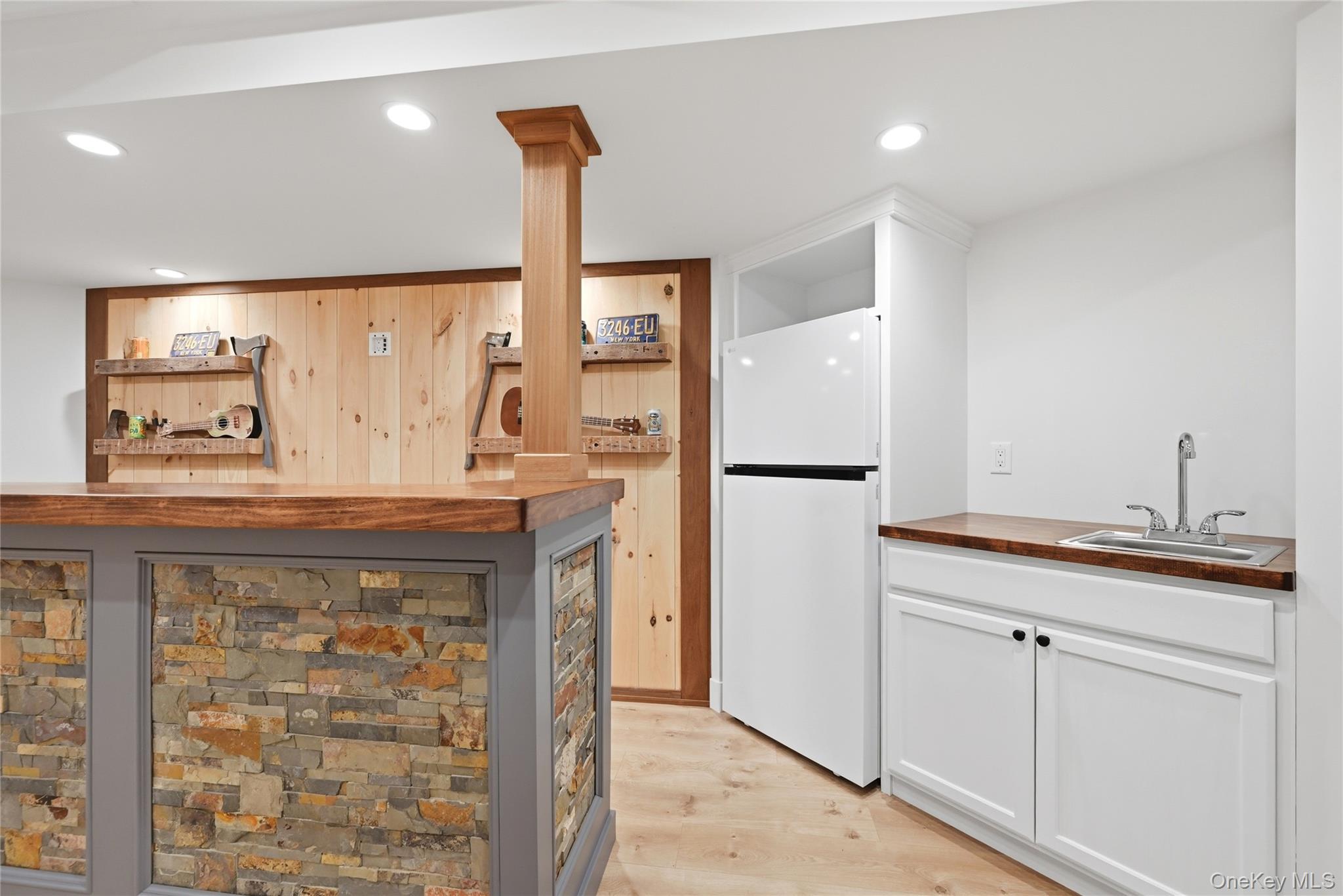 58 S Path Calverton, NY 11933 - Photo 38 of 50