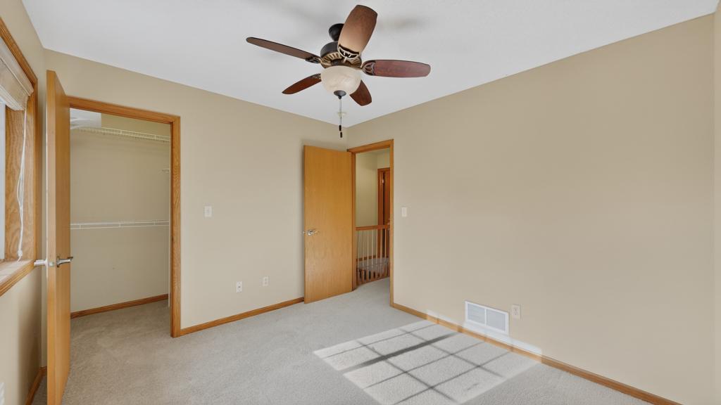 5806 48 Avenue Northwest Rochester, MN 55901 - Photo 26 of 48