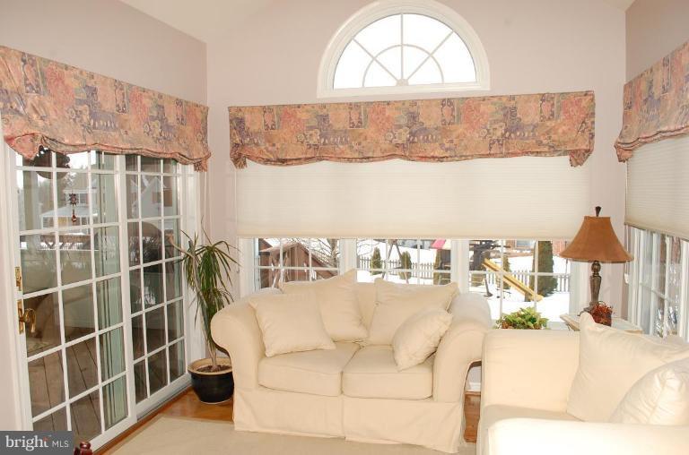 5060 Jericho Road Columbia, MD 21044 - Photo 18 of 25 Sunroom