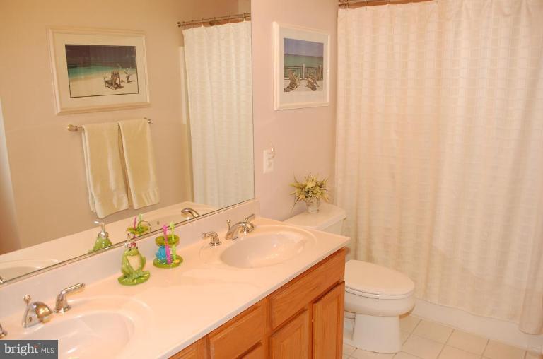 5060 Jericho Road Columbia, MD 21044 - Photo 23 of 25 Bath #1
