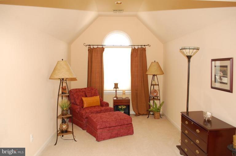 5060 Jericho Road Columbia, MD 21044 - Photo 24 of 25 Sitting Room