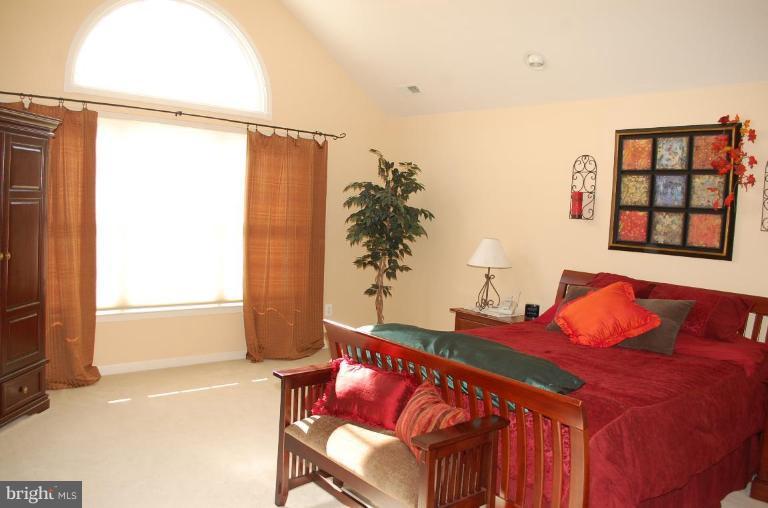 5060 Jericho Road Columbia, MD 21044 - Photo 9 of 25 Master Bedroom